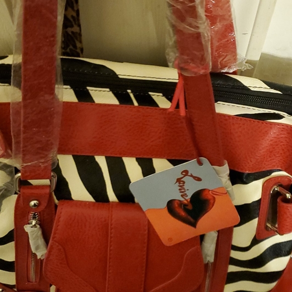 Purse - Picture 4 of 4